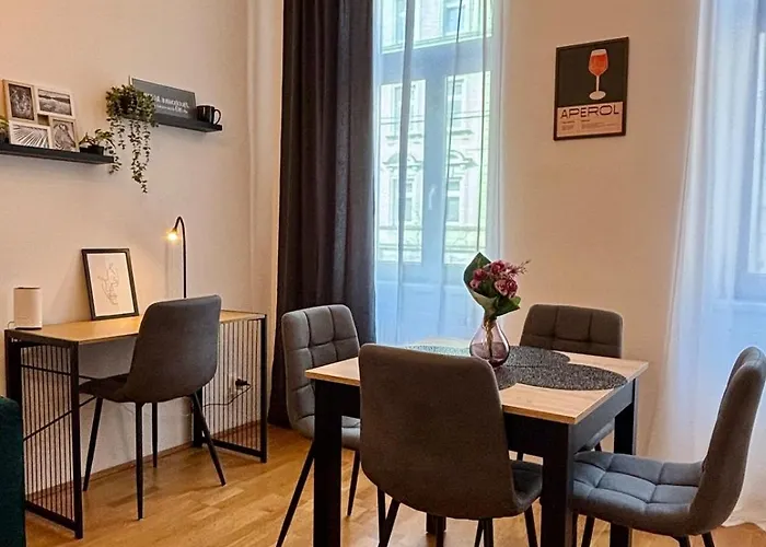 Διαμέρισμα 2br Stylish Modern - 15 Minutes To Viennas Center