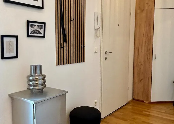 Διαμέρισμα 2br Stylish Modern - 15 Minutes To Viennas Center