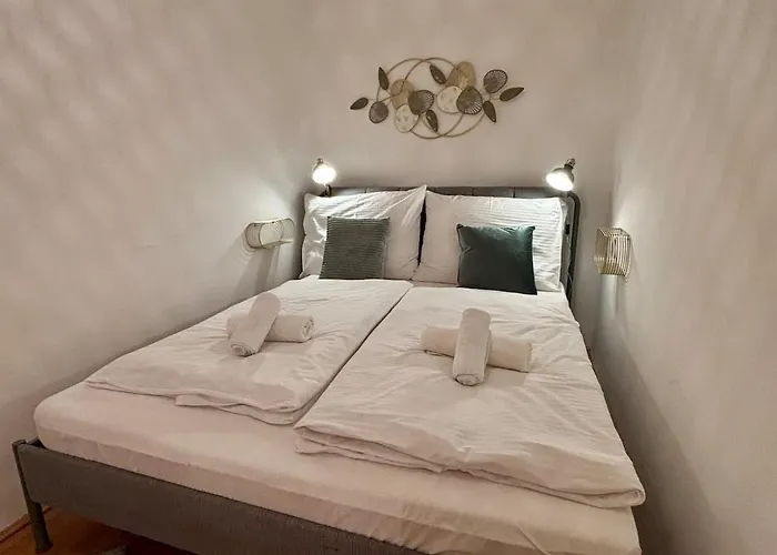2br Stylish Modern - 15 Minutes To Viennas Center Διαμέρισμα