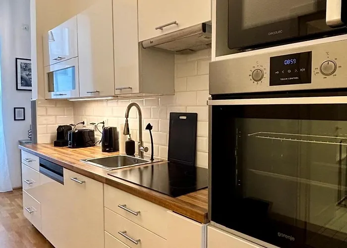 2br Stylish Modern - 15 Minutes To Viennas Center * Βιέννη